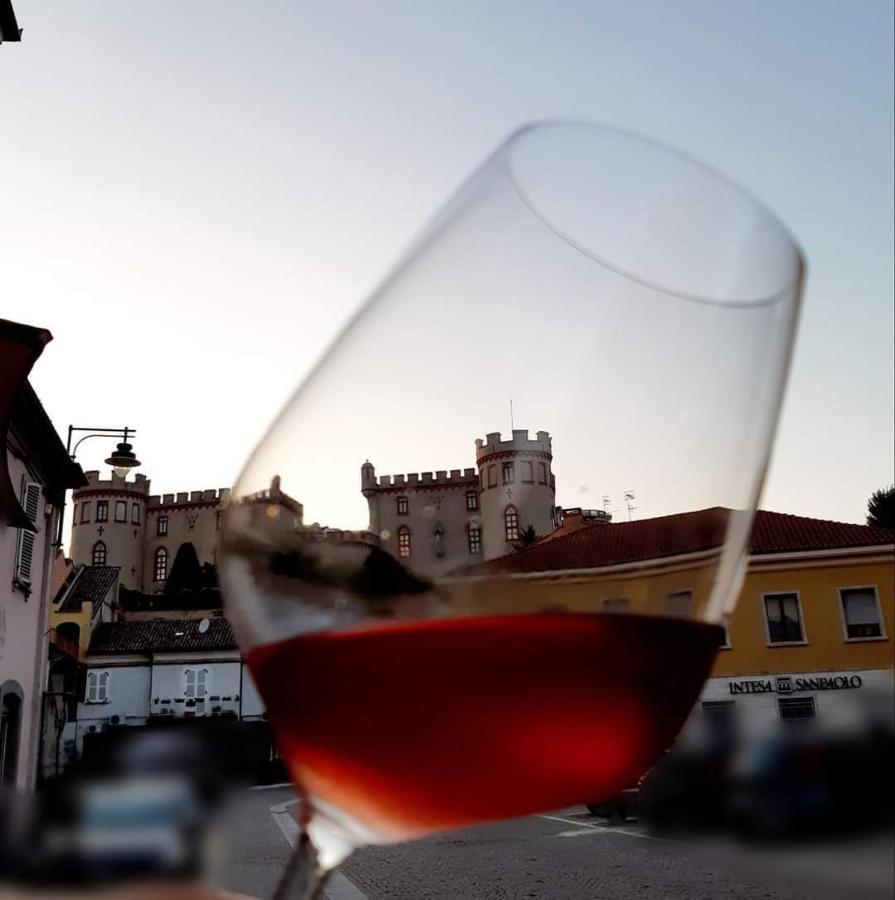 La Rocca Di Efisio Aparthotel Costigliole d'Asti Ngoại thất bức ảnh