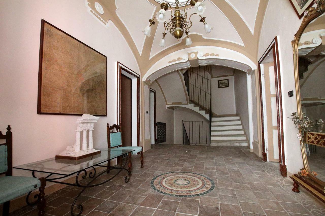 La Rocca Di Efisio Aparthotel Costigliole d'Asti Ngoại thất bức ảnh