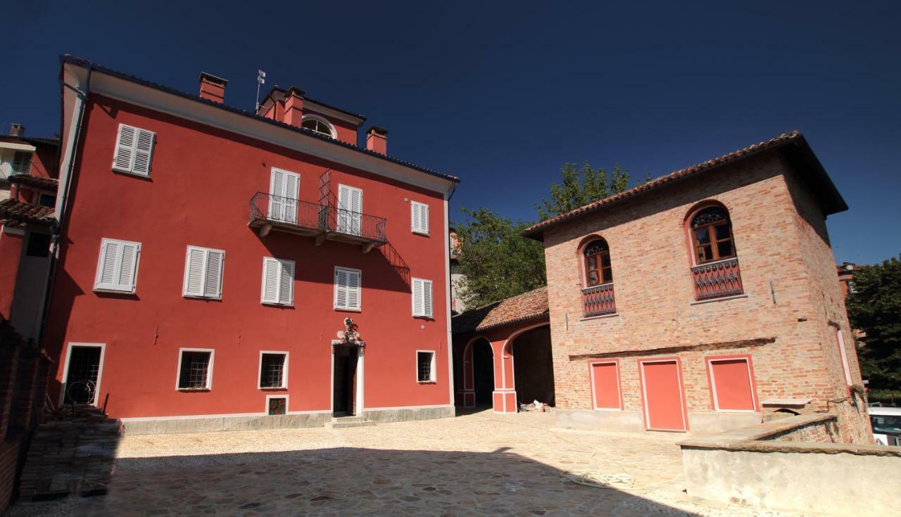 La Rocca Di Efisio Aparthotel Costigliole d'Asti Ngoại thất bức ảnh