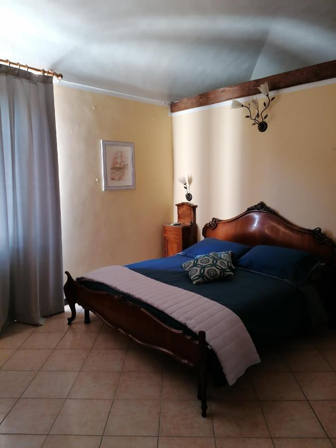 La Rocca Di Efisio Aparthotel Costigliole d'Asti Ngoại thất bức ảnh